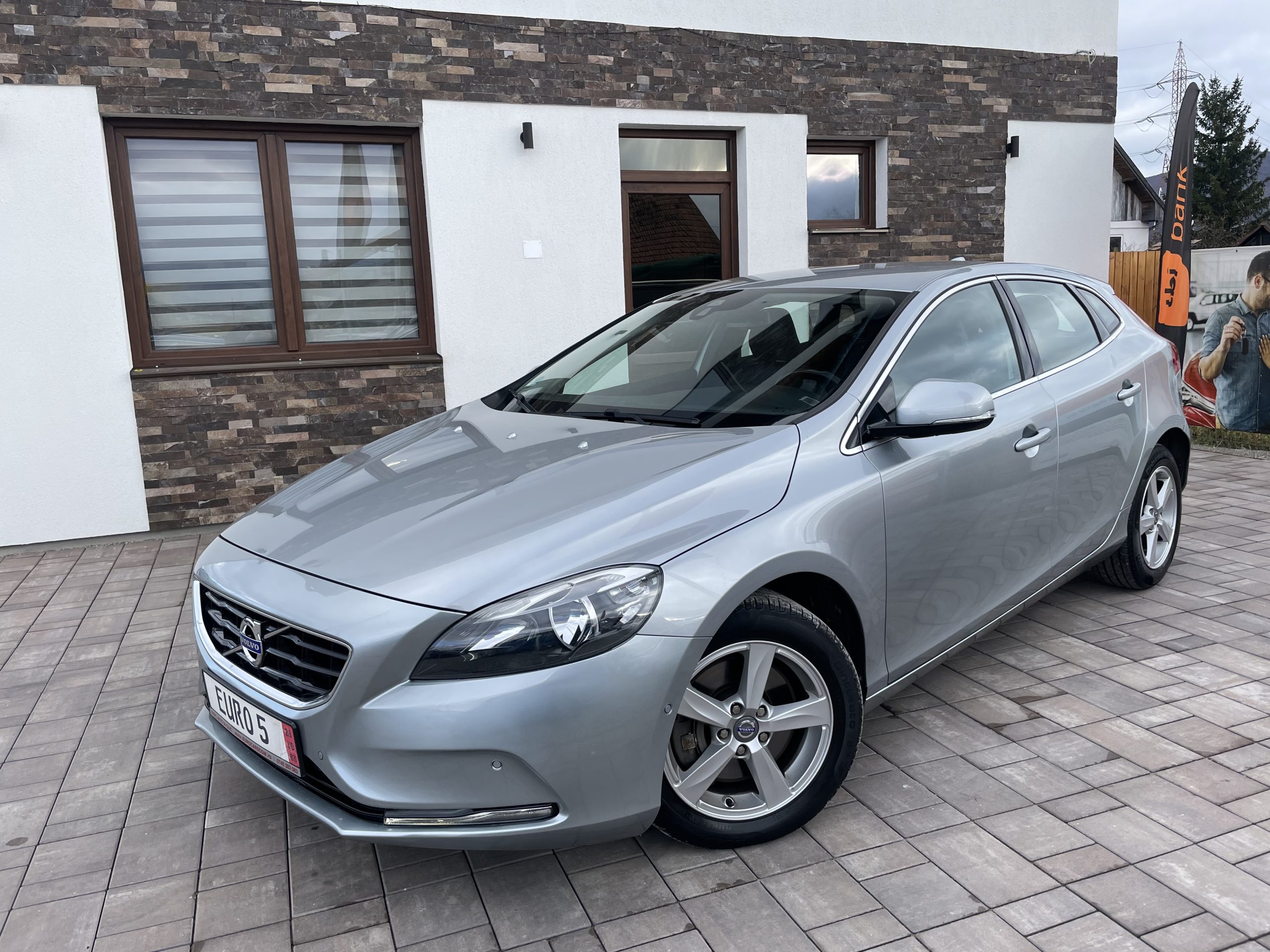 Volvo V40 2015 2.0 Diesel 190 CP