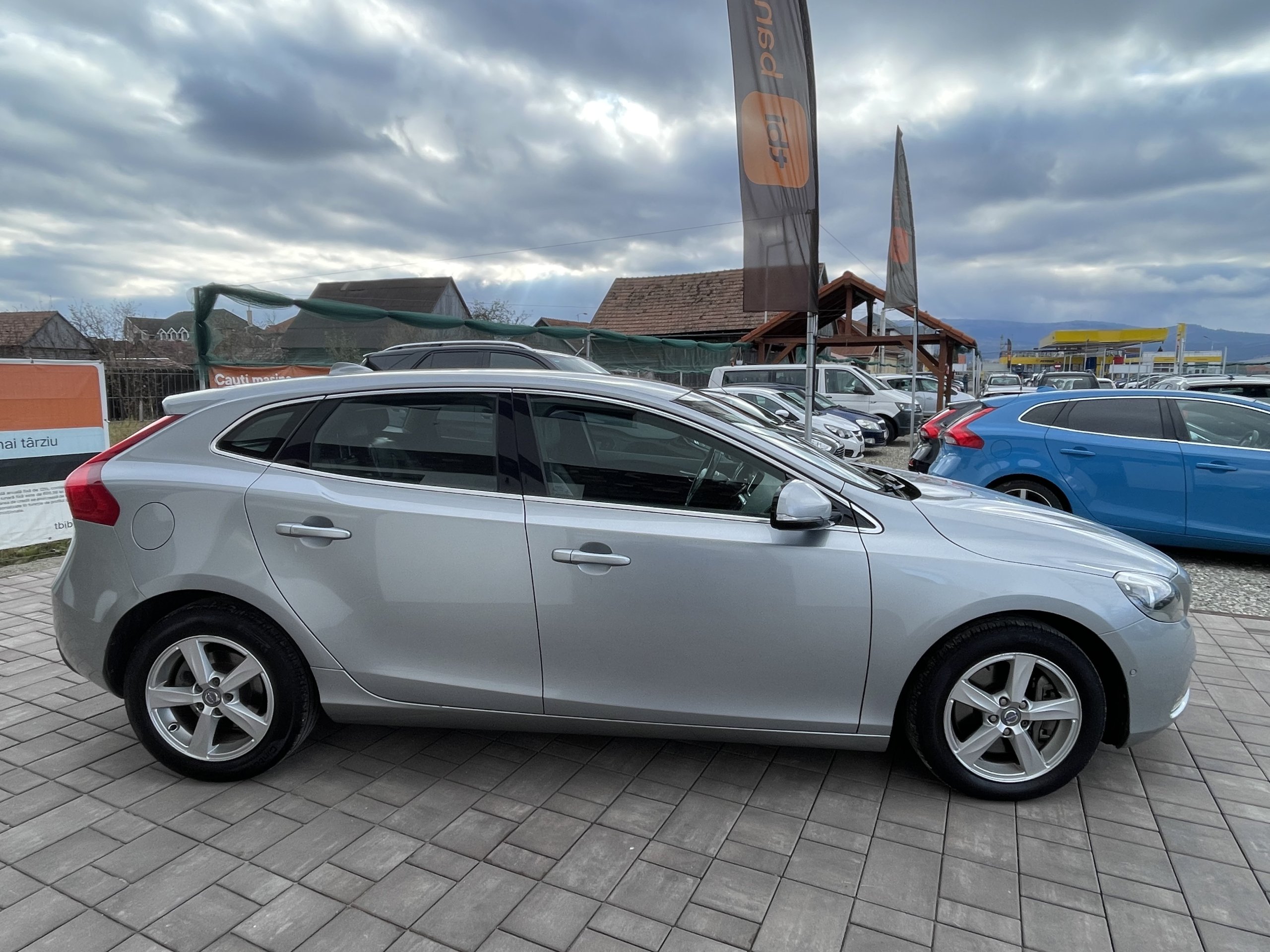 Volvo V40 2015 2.0 Diesel 190 CP