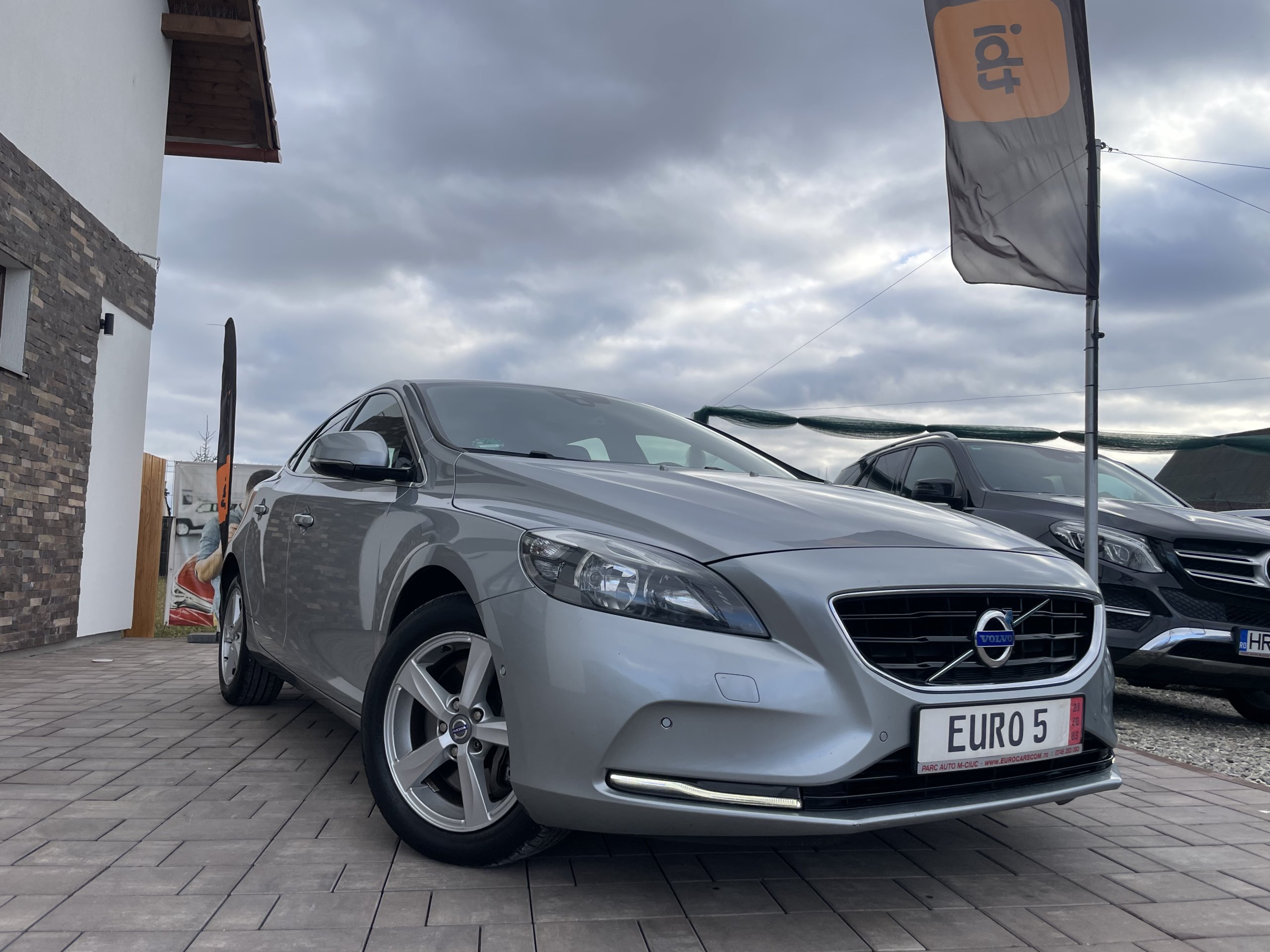 Volvo V40 2015 2.0 Diesel 190 CP