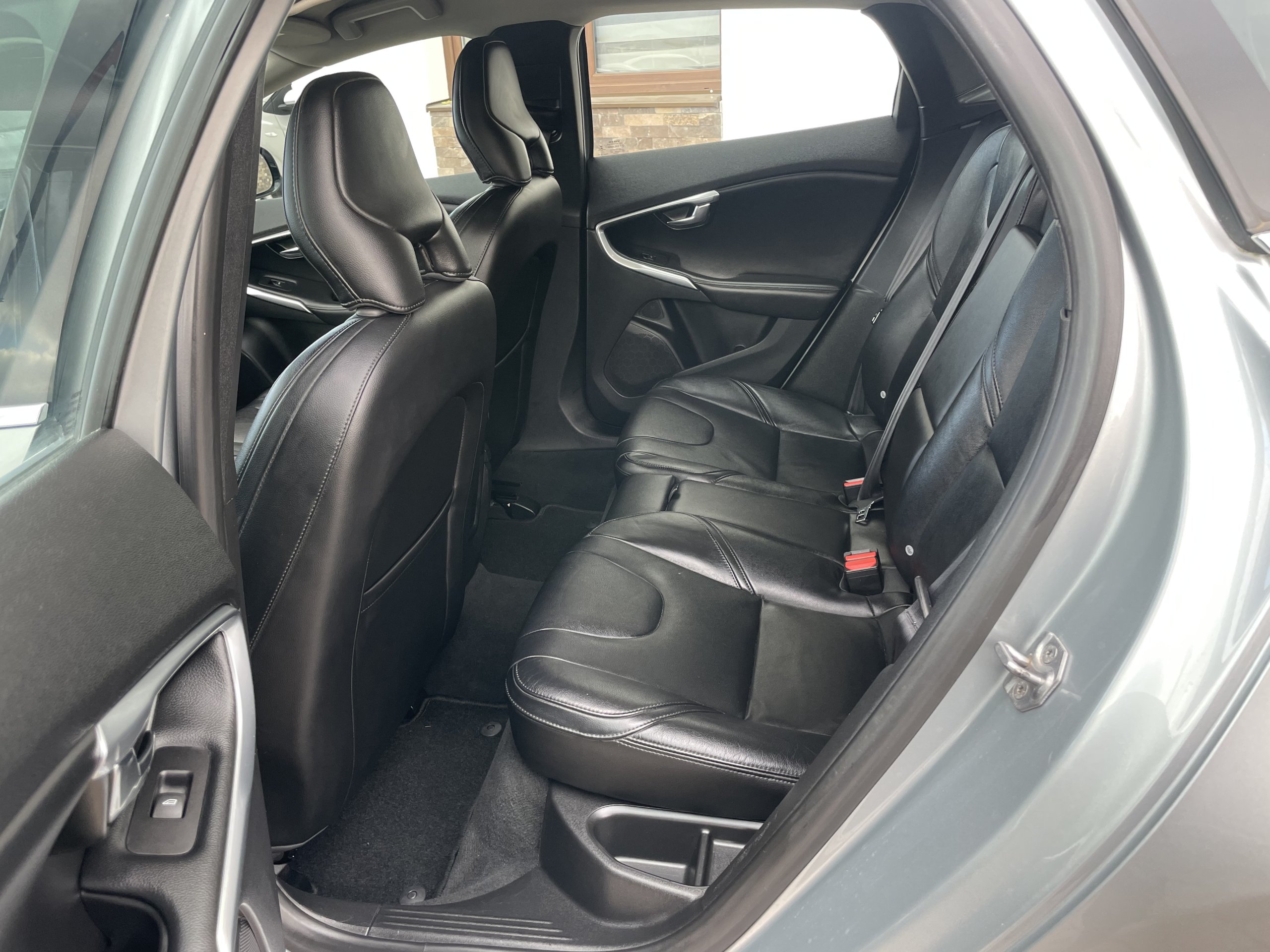 Volvo V40 2015 2.0 Diesel 190 CP