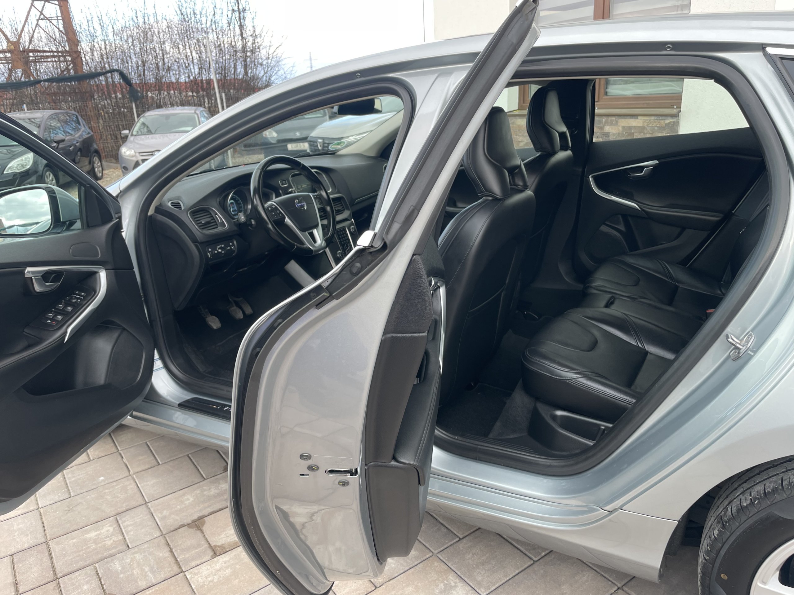 Volvo V40 2015 2.0 Diesel 190 CP