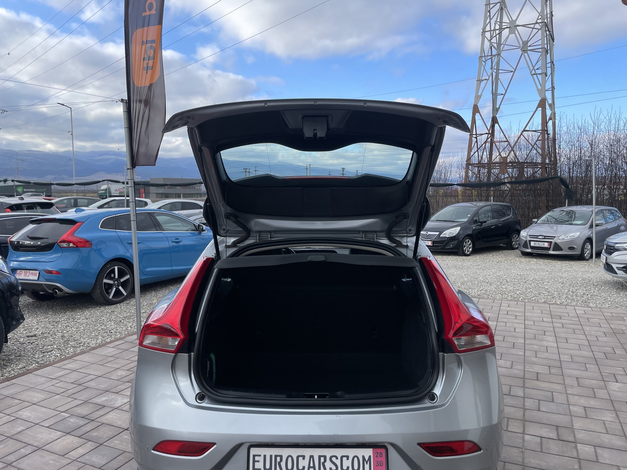 Volvo V40 2015 2.0 Diesel 190 CP