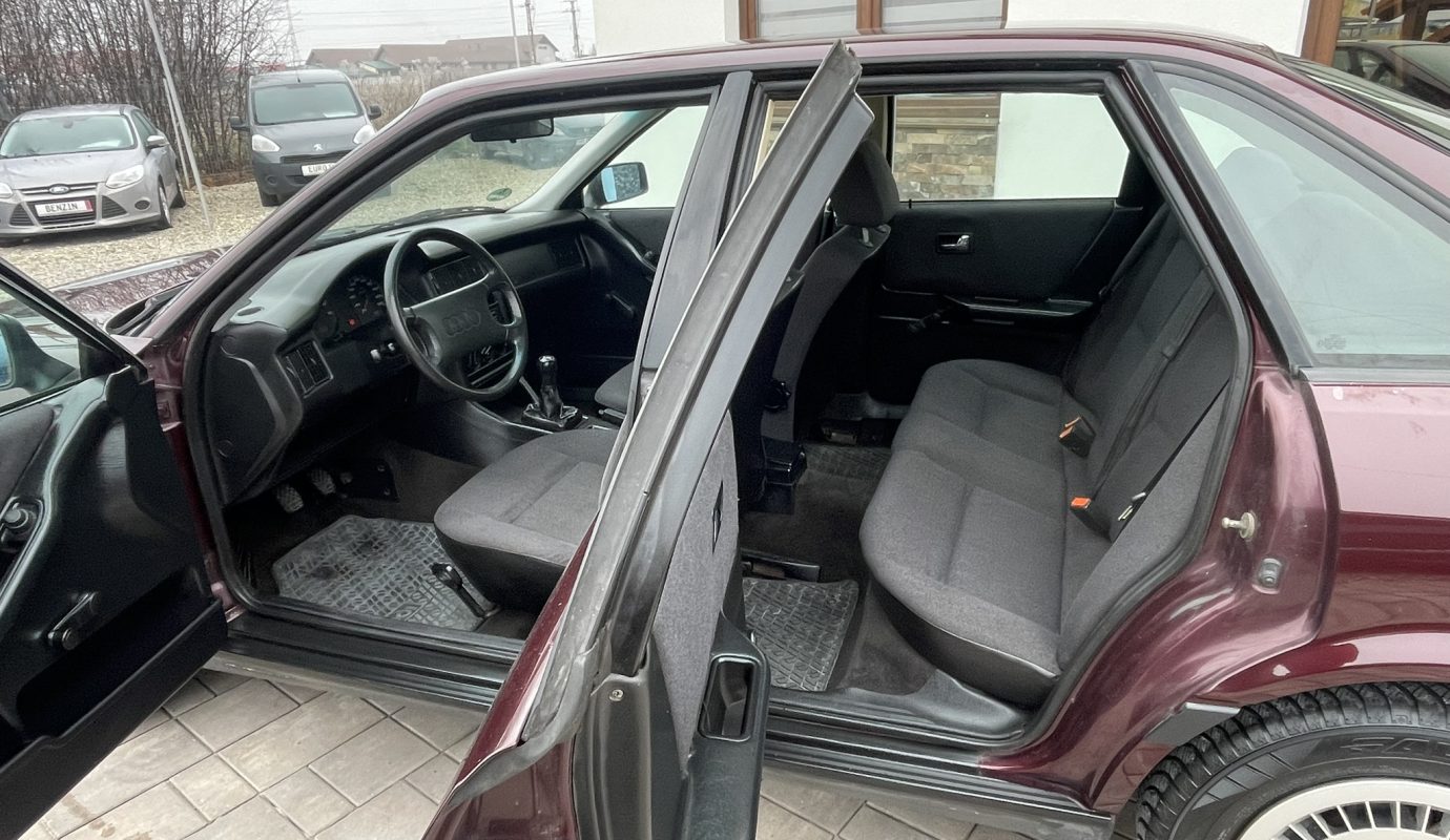 Audi 80 1991 1.8 Benzină