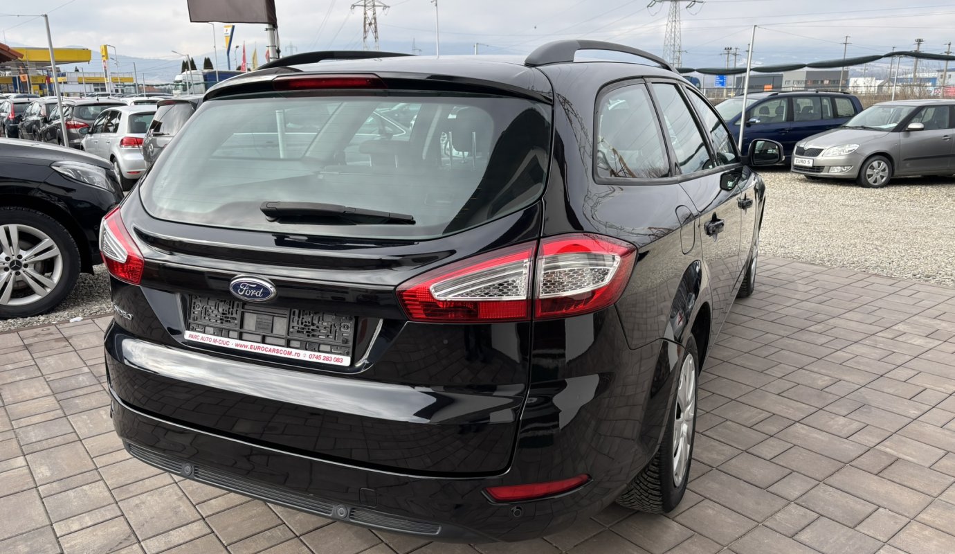 Ford Mondeo 1.6 benzin