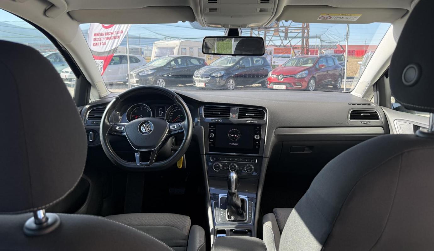 Volkswagen Golf VII