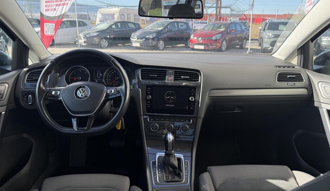 Volkswagen Golf VII