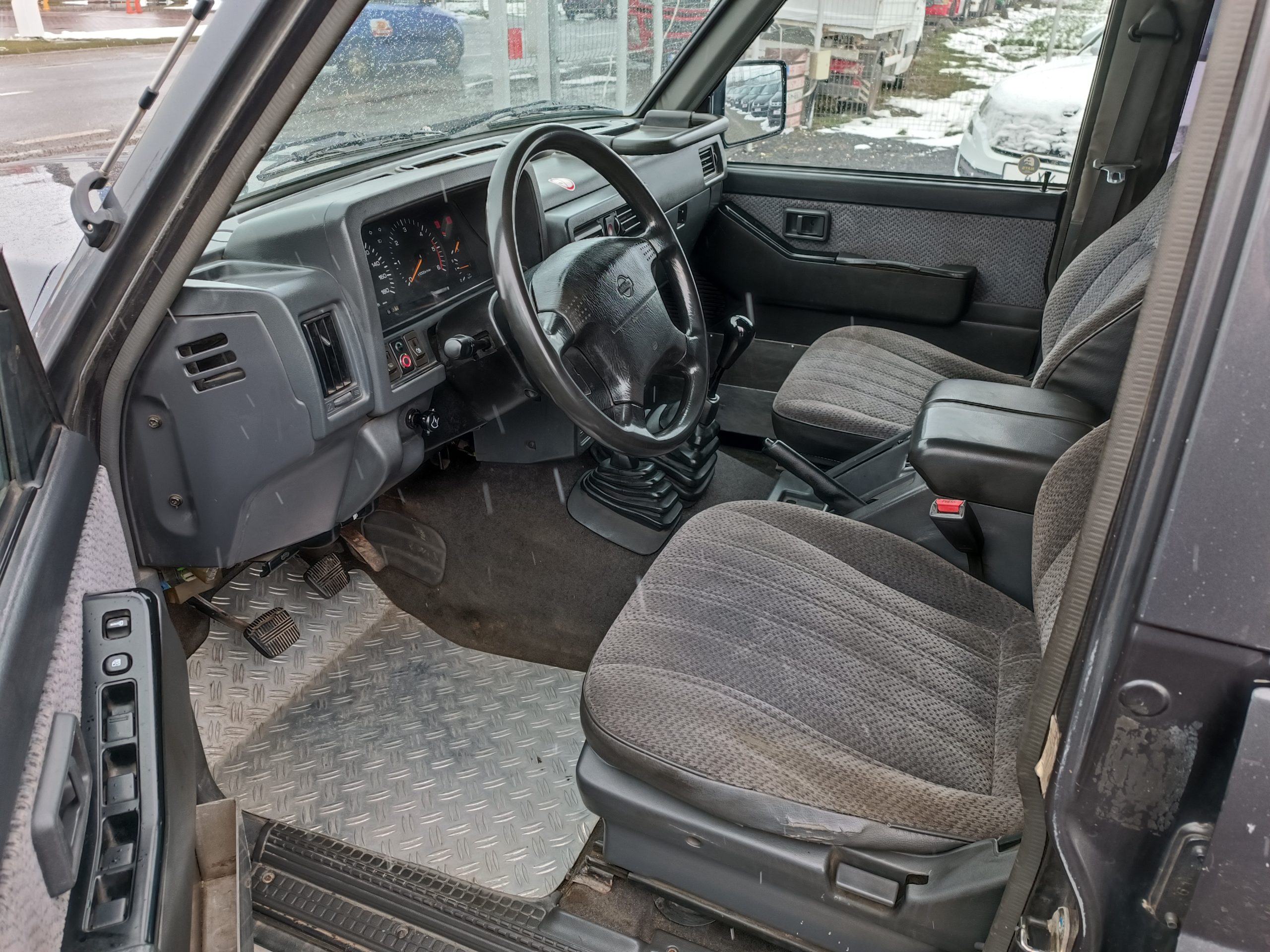 Nissan Patrol Y60 4×4