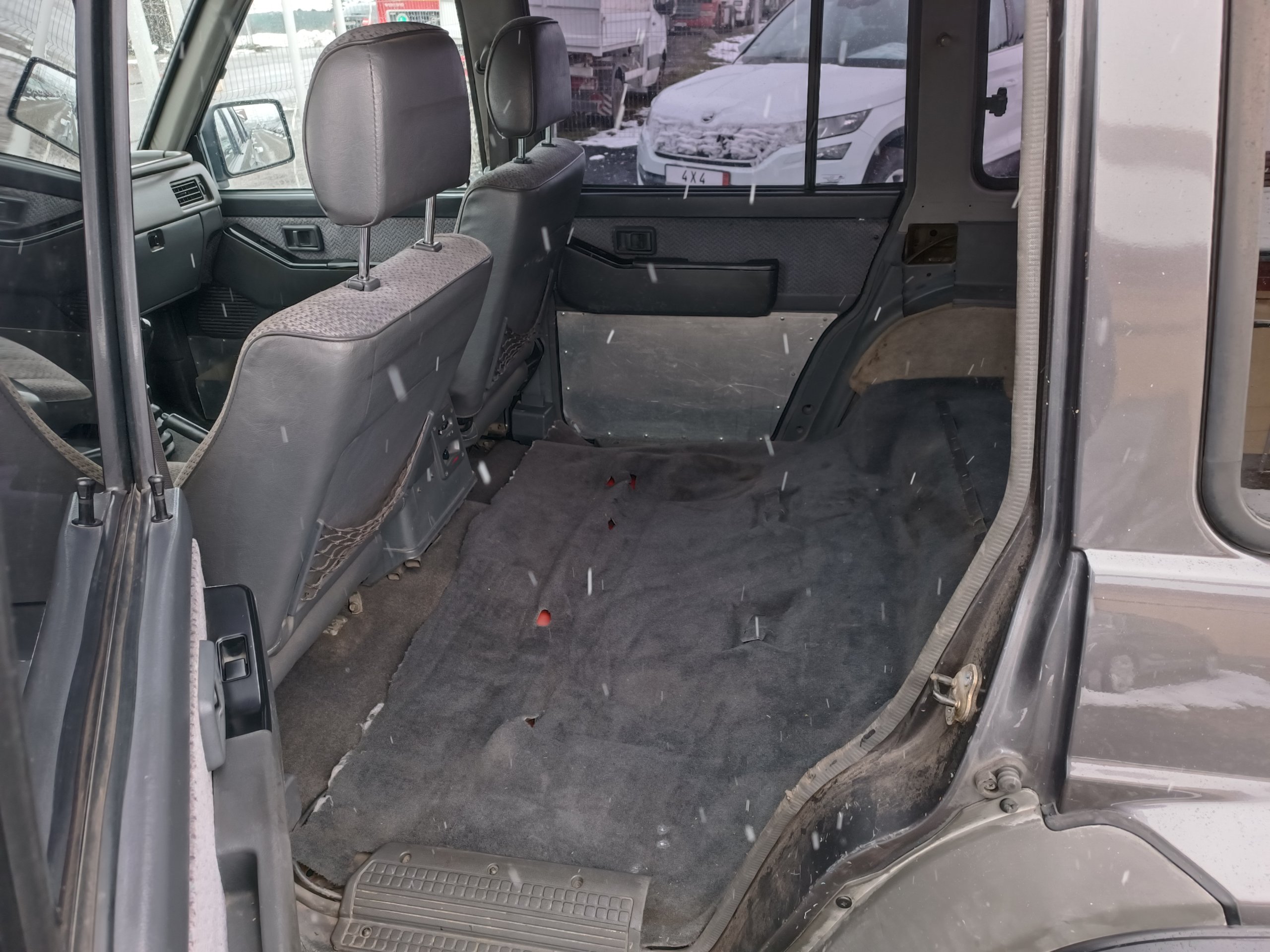 Nissan Patrol Y60 4×4