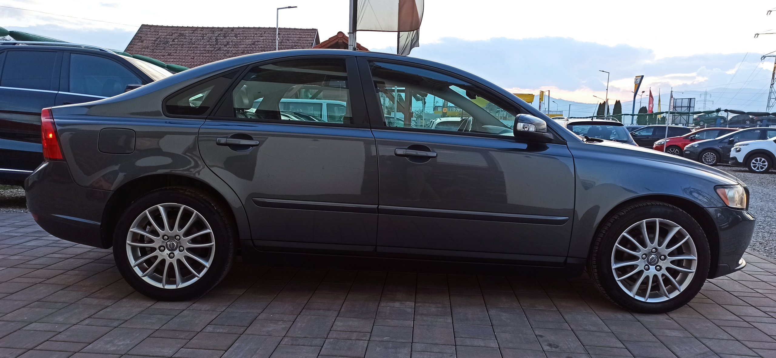 Volvo S40