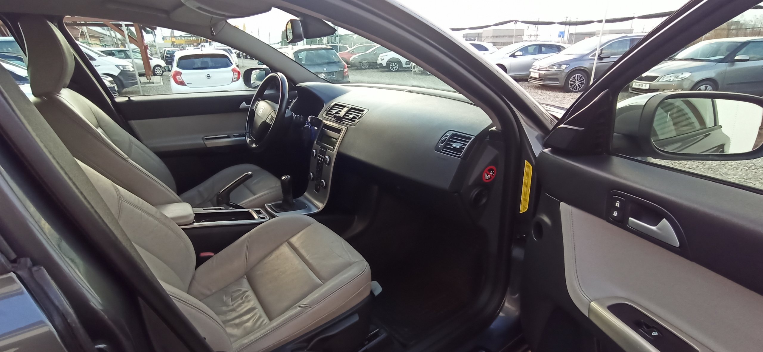 Volvo S40