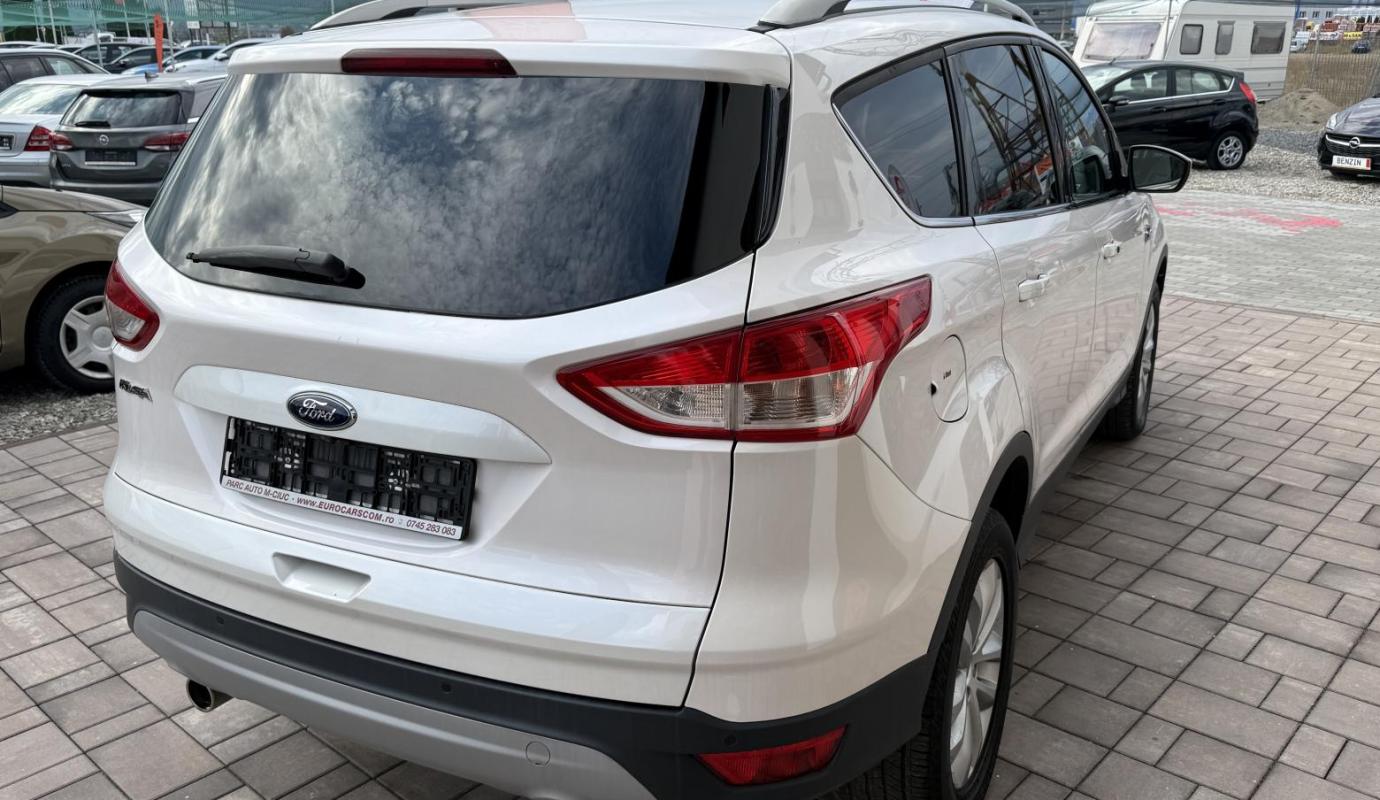Ford Kuga 4×4 Titanium