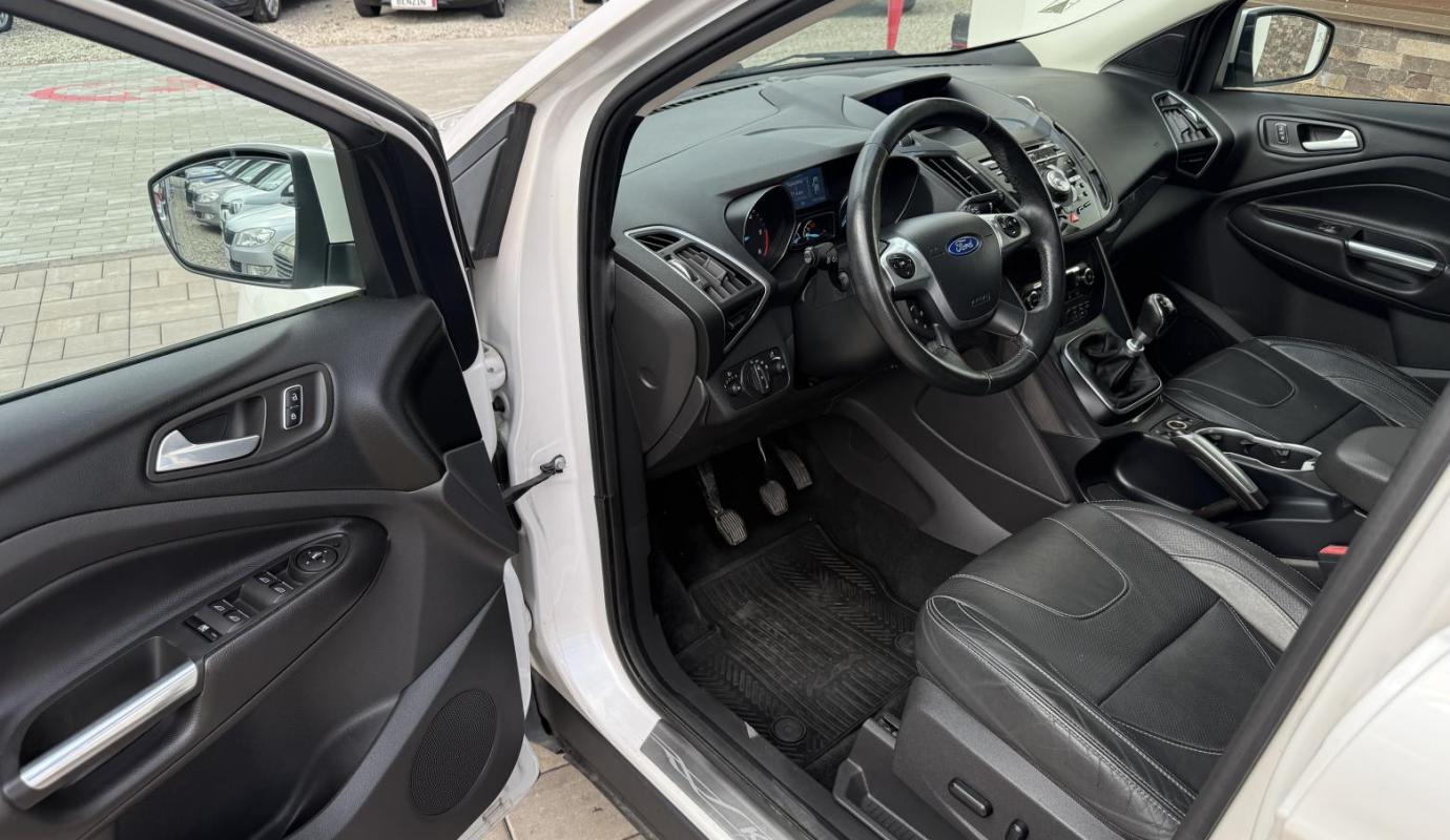 Ford Kuga 4×4 Titanium