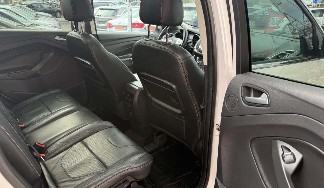 Ford Kuga 4×4 Titanium