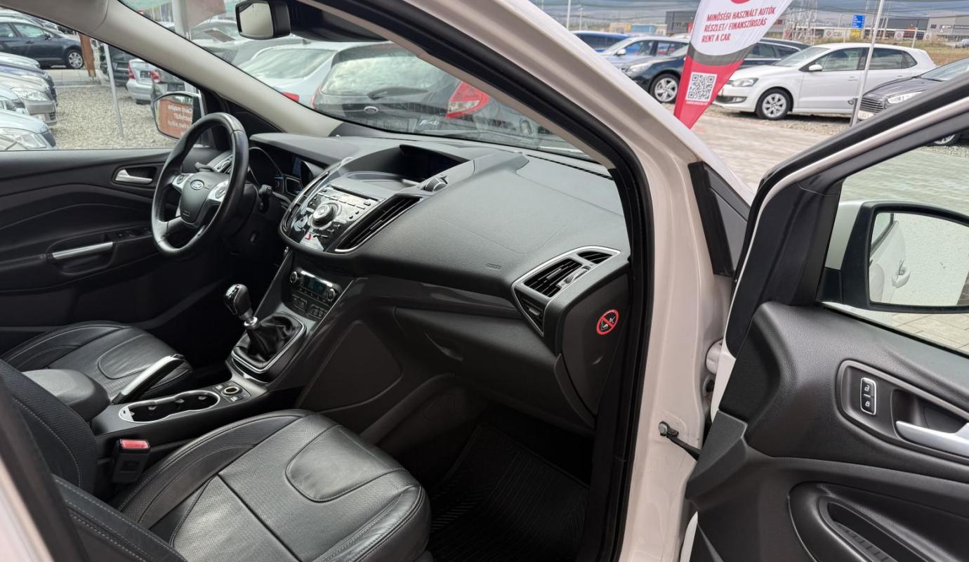 Ford Kuga 4×4 Titanium