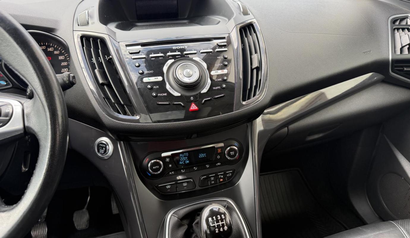Ford Kuga 4×4 Titanium
