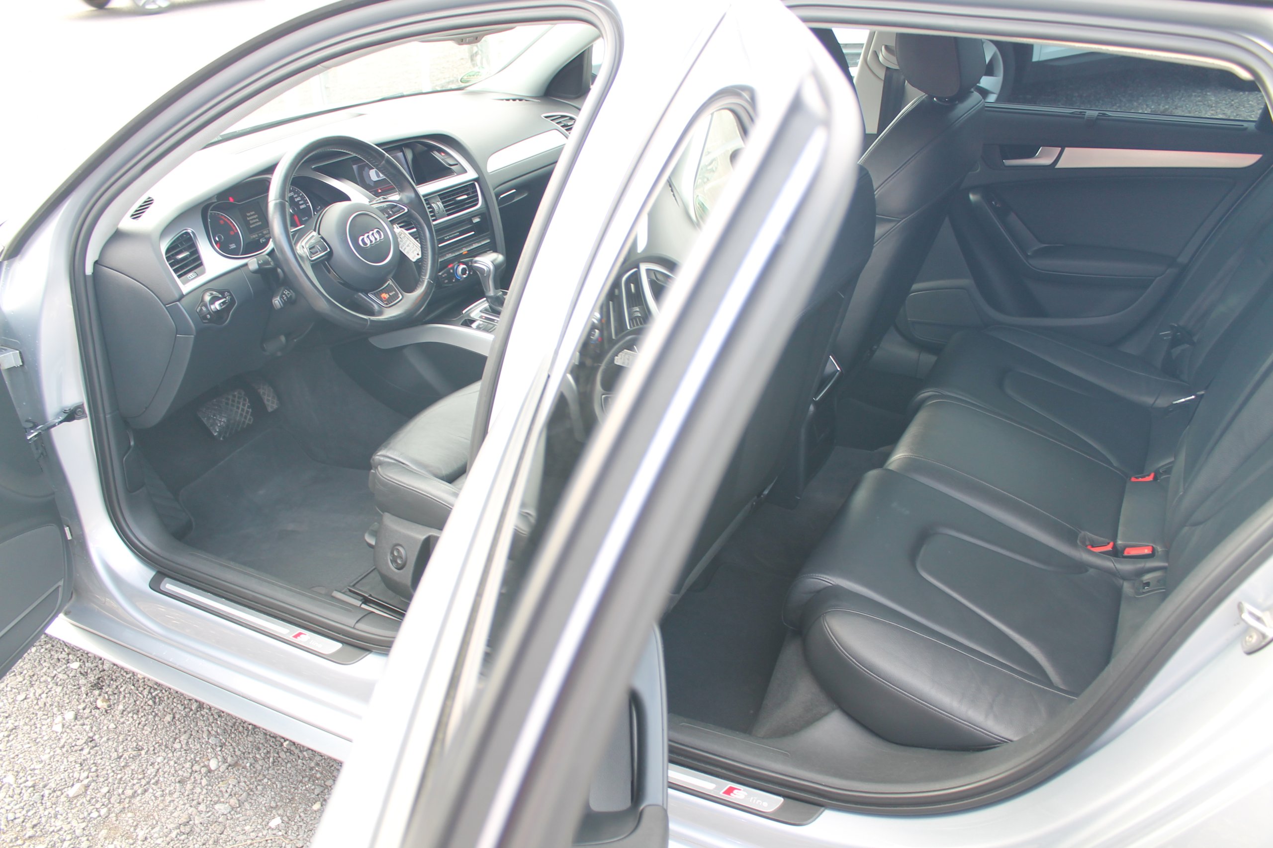 Audi A4 S-Line automată