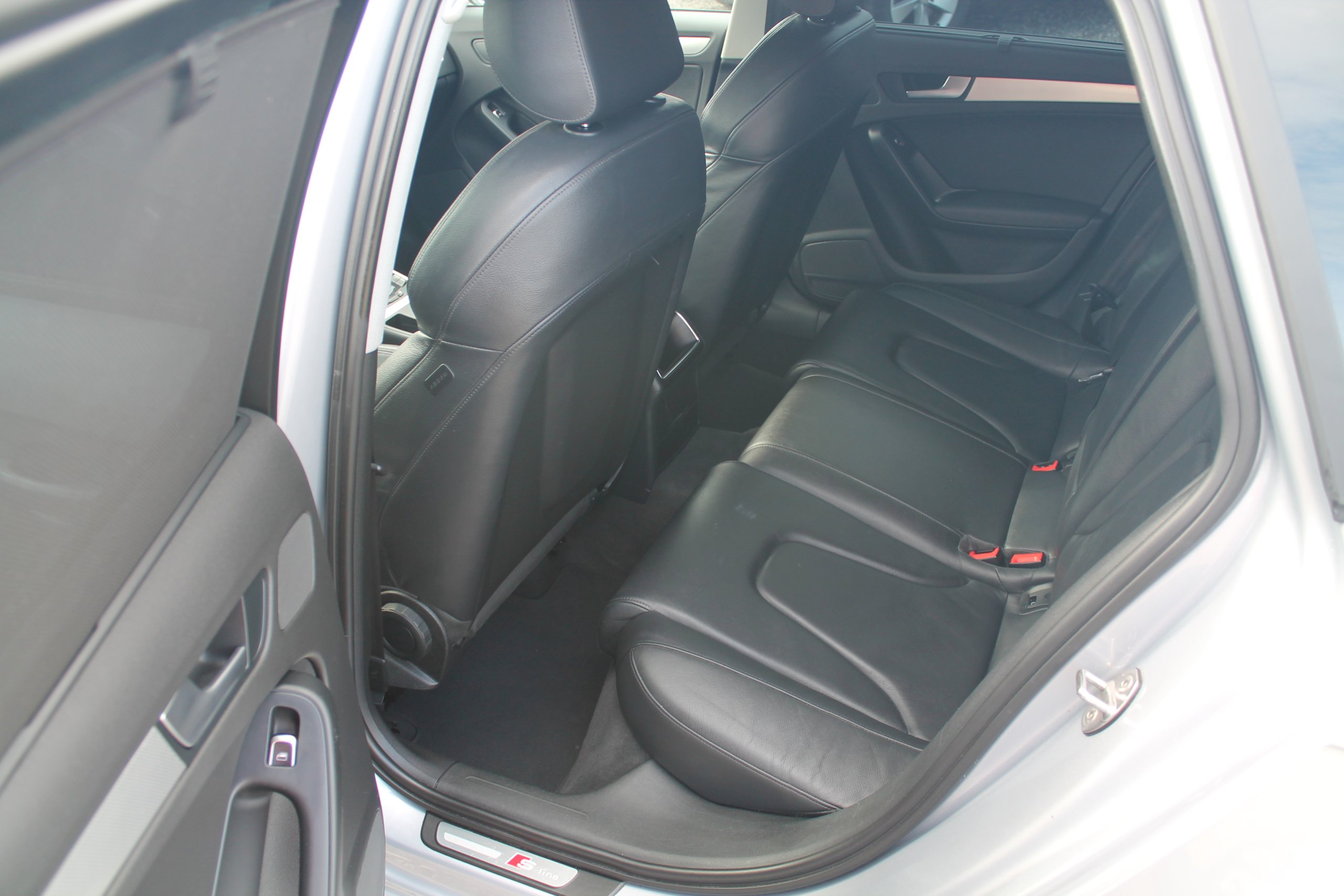 Audi A4 S-Line automată