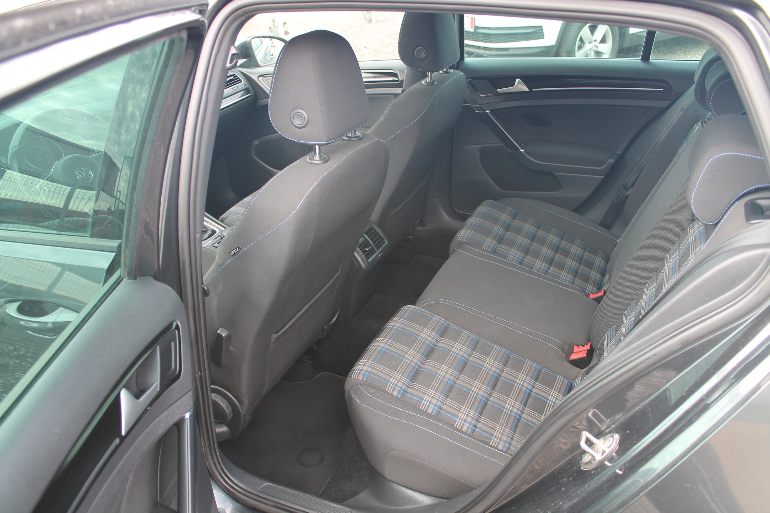 Volkswagen Golf GTE Hybrid