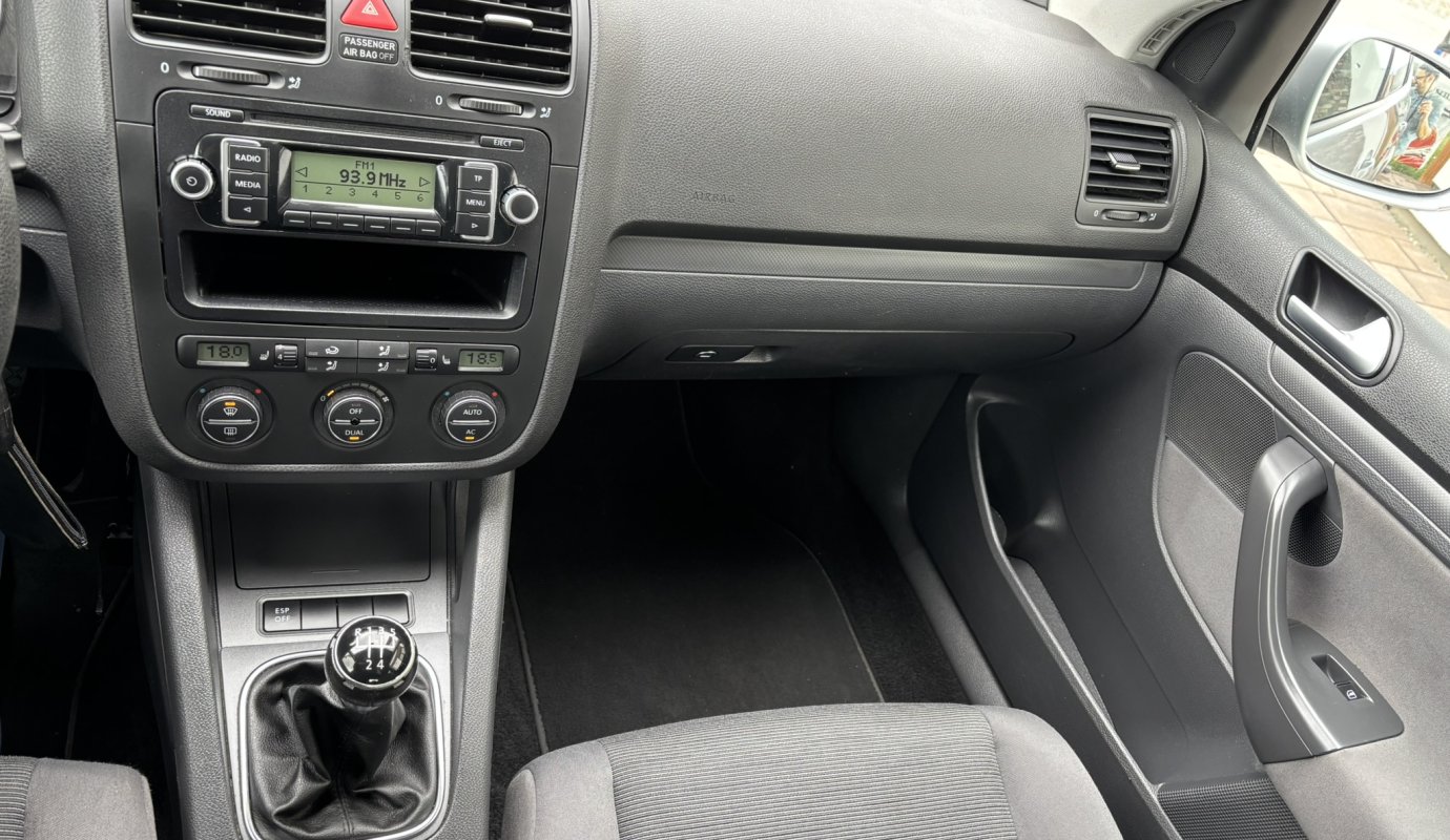 Volkswagen Golf V