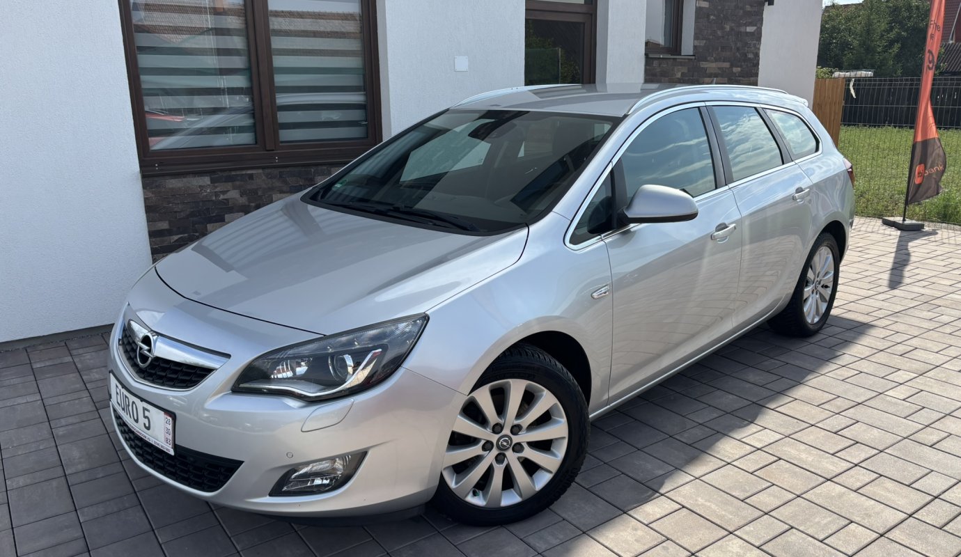 Opel Astra J 2011 1.7 CDTI