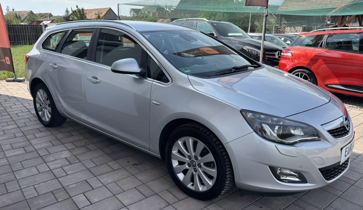 Opel Astra J 2011 1.7 CDTI