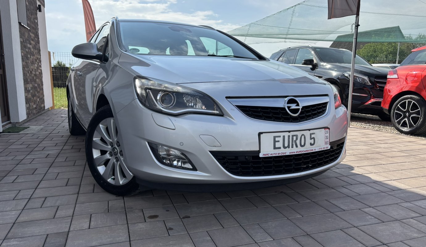 Opel Astra J 2011 1.7 CDTI