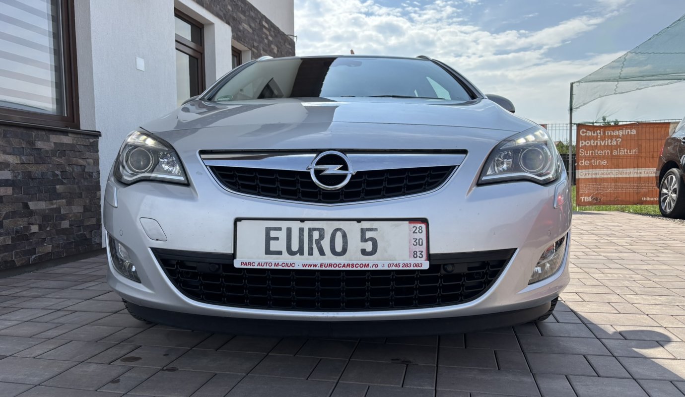 Opel Astra J 2011 1.7 CDTI