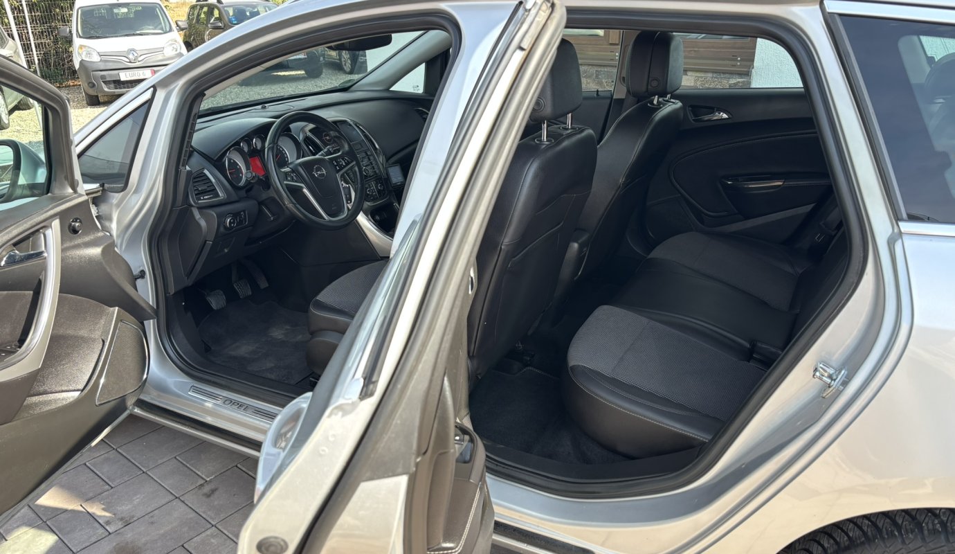 Opel Astra J 2011 1.7 CDTI