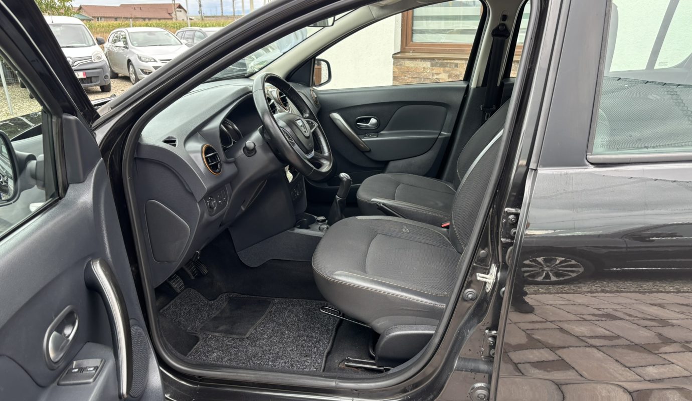 Dacia Sandero Stepway Celebration