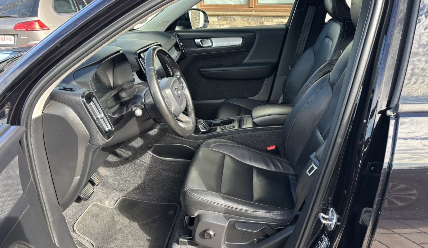 Volvo XC40 2021