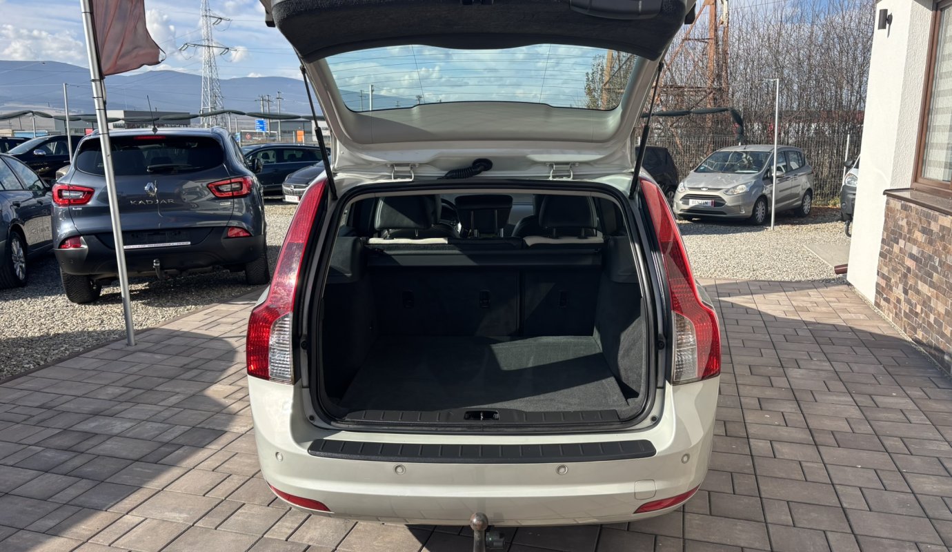 Volvo V50 2012