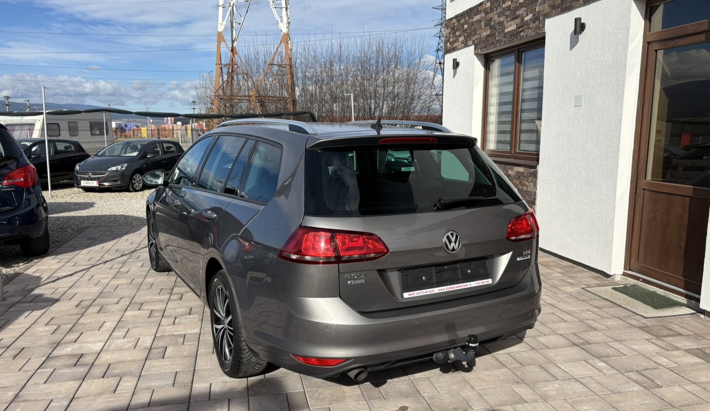 Volkswagen Golf VII