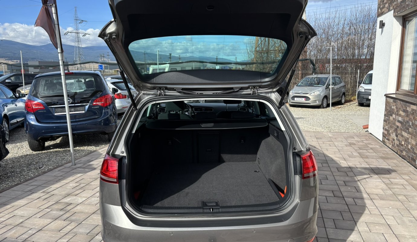 Volkswagen Golf VII