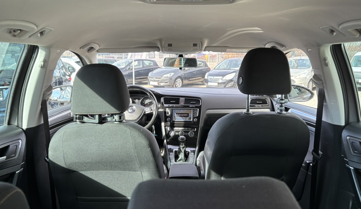 Volkswagen Golf VII