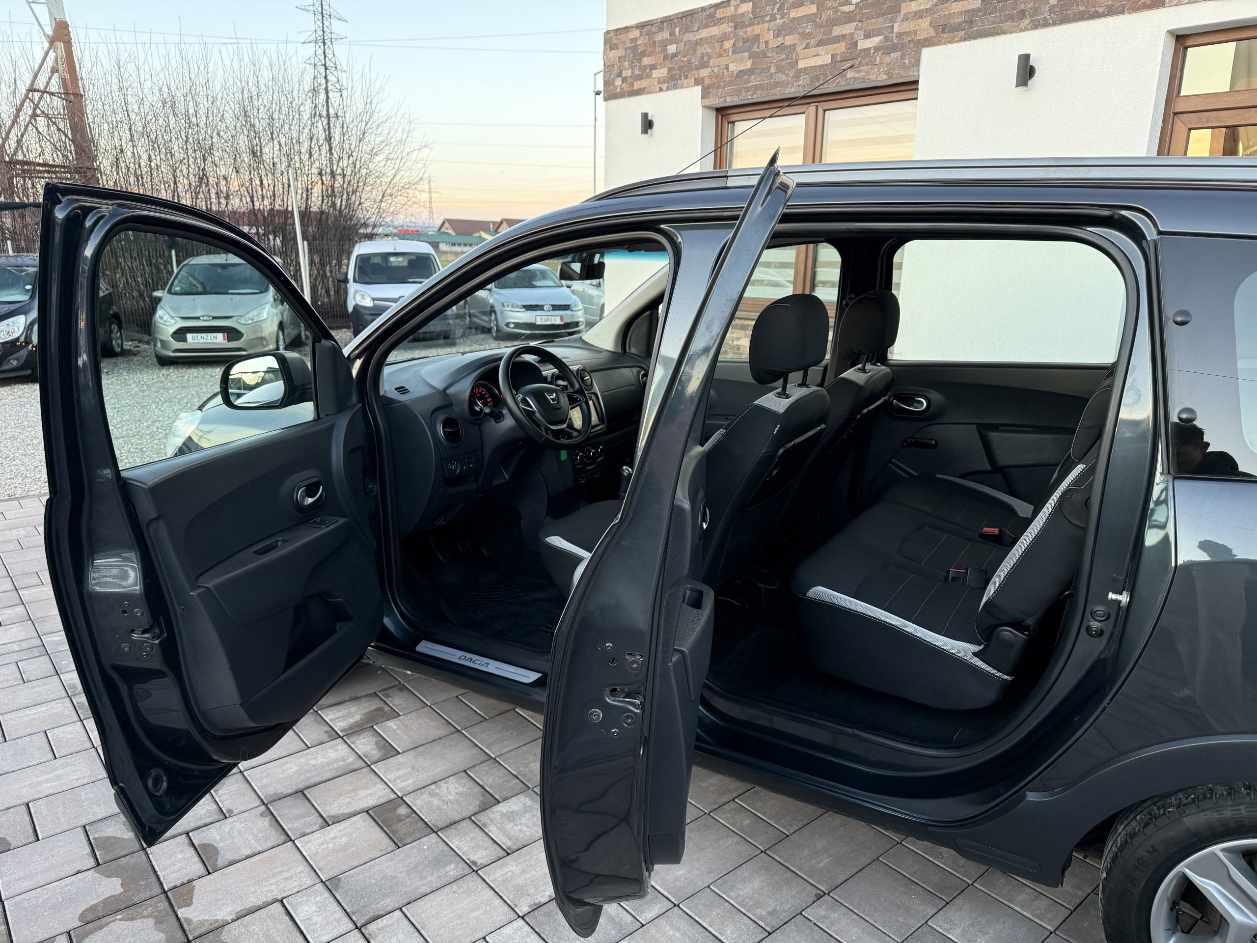 Dacia Lodgy Stepway 7Locuri
