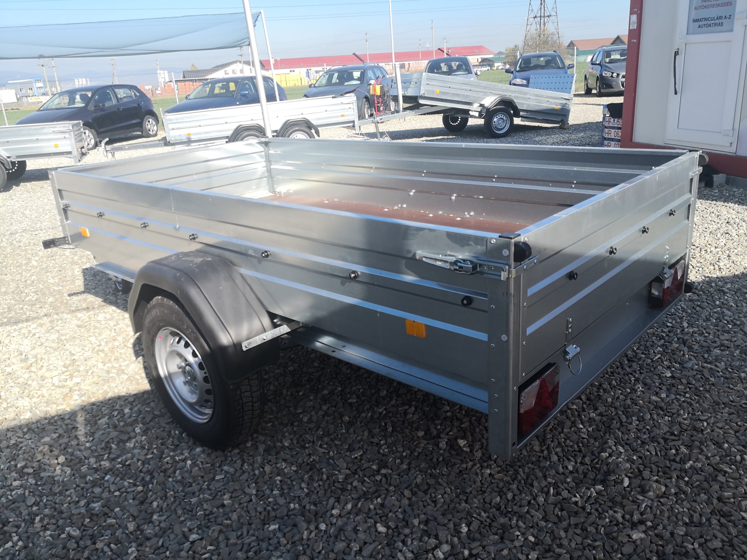 Remorcă cu oblon 245×130