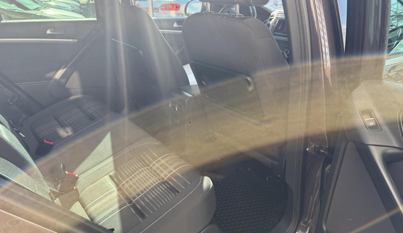 Volkswagen Tiguan Lounge modell