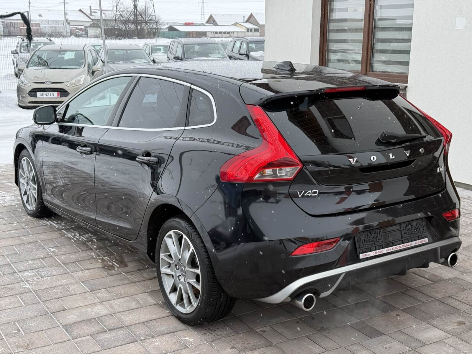 Volvo V40 R-Design