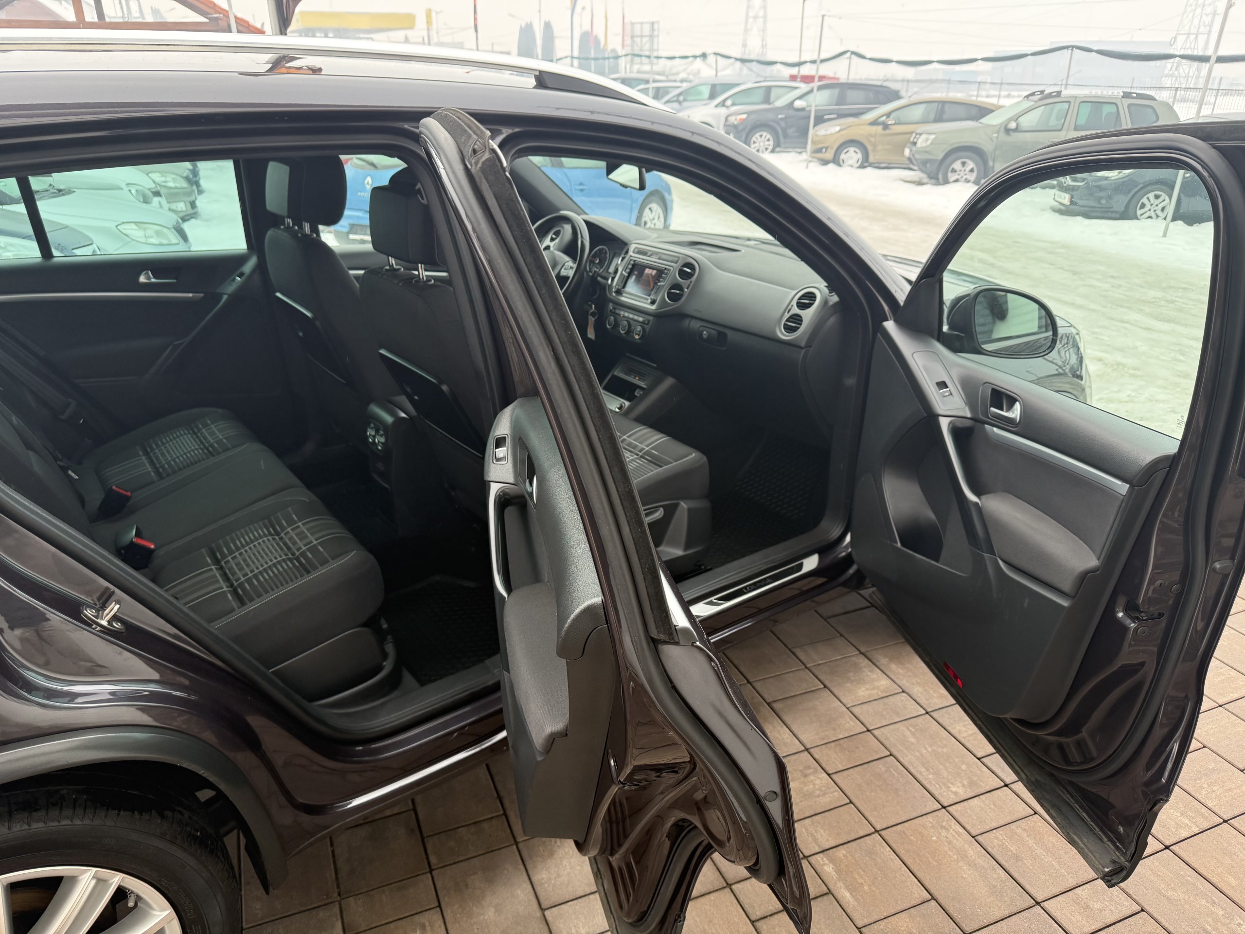 Volkswagen Tiguan Lounge modell