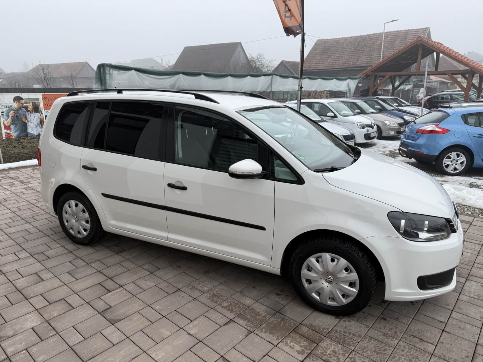 Volkswagen Touran 7 locuri