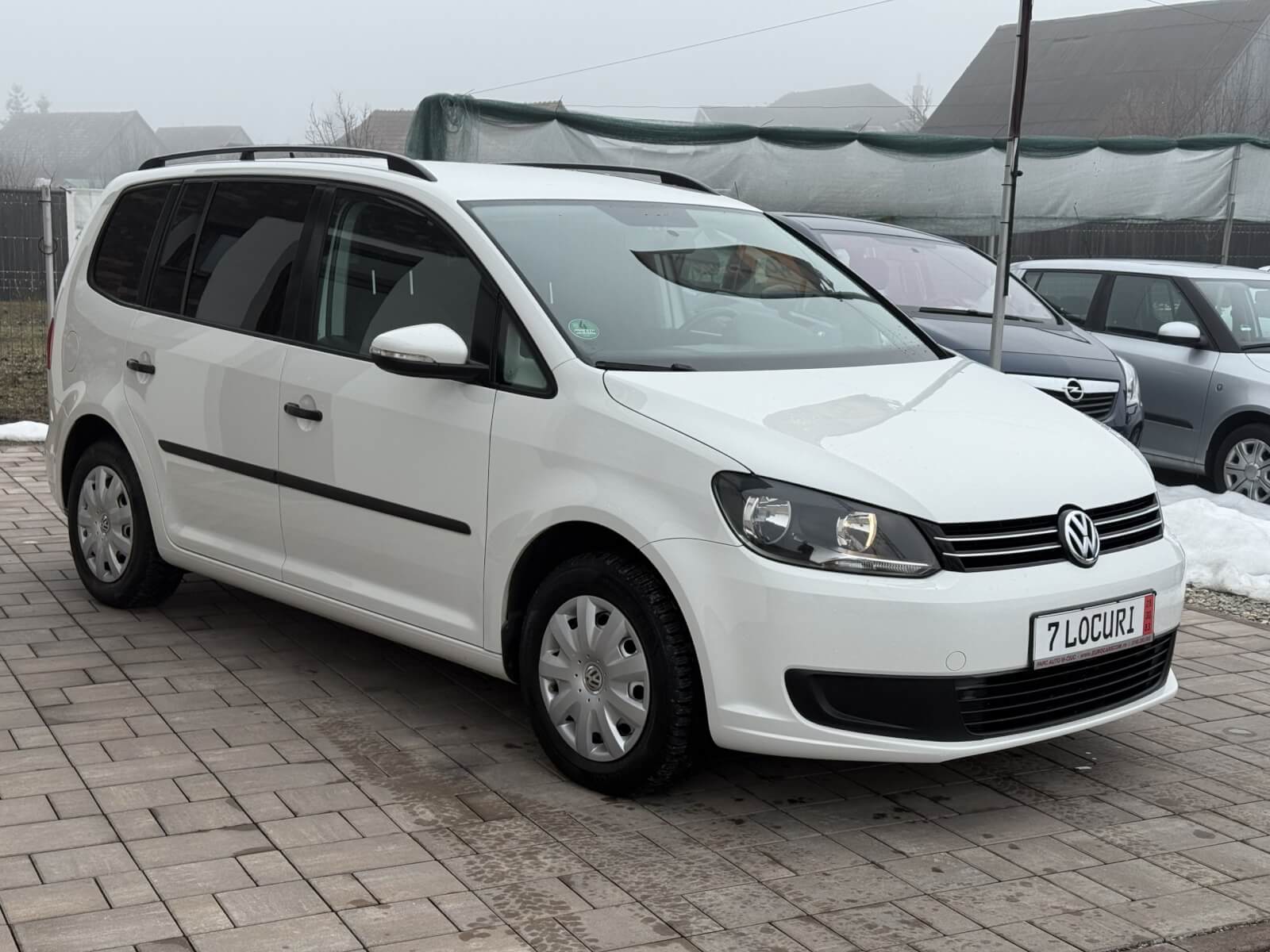 Volkswagen Touran 7 locuri