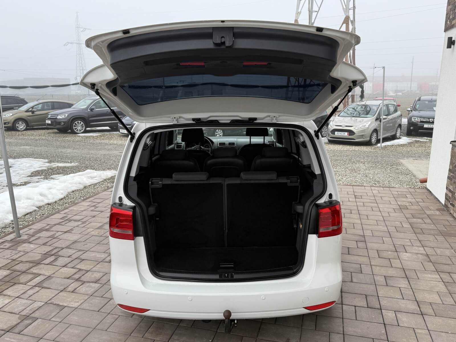 Volkswagen Touran 7 locuri