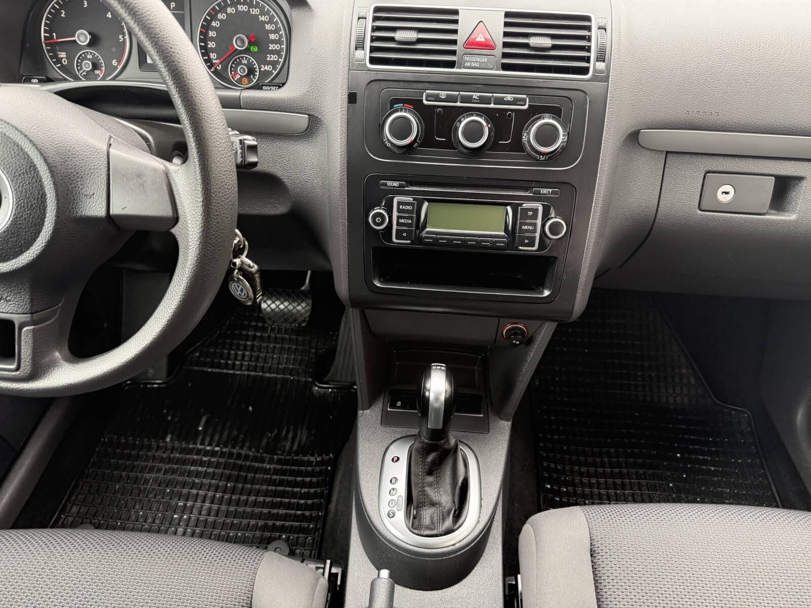 Volkswagen Touran 7 locuri