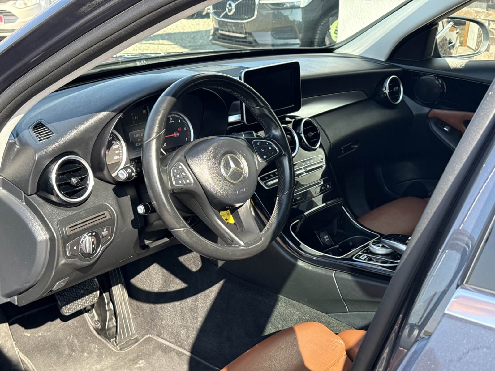 Mercedes Benz C220d