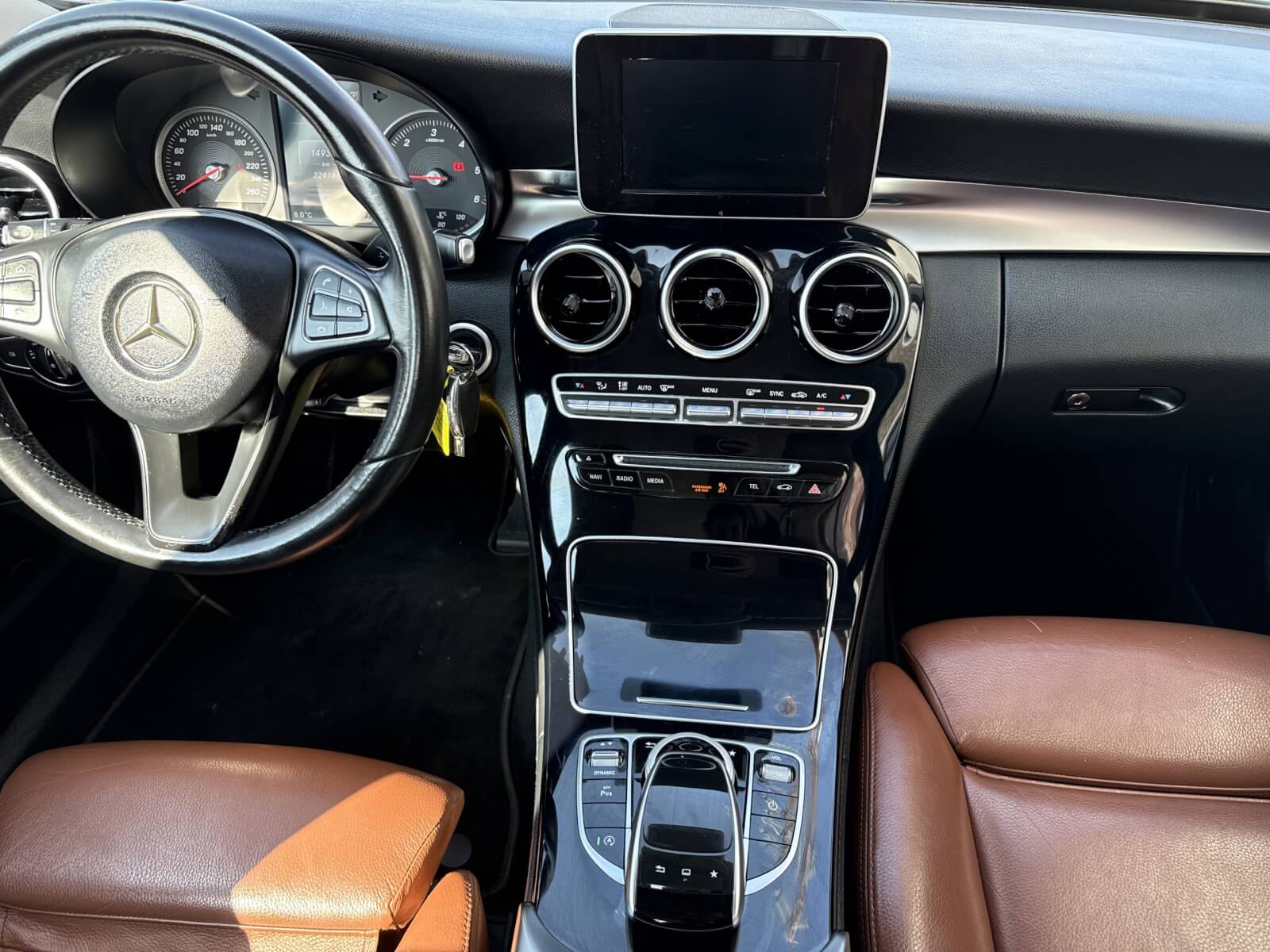 Mercedes Benz C220d