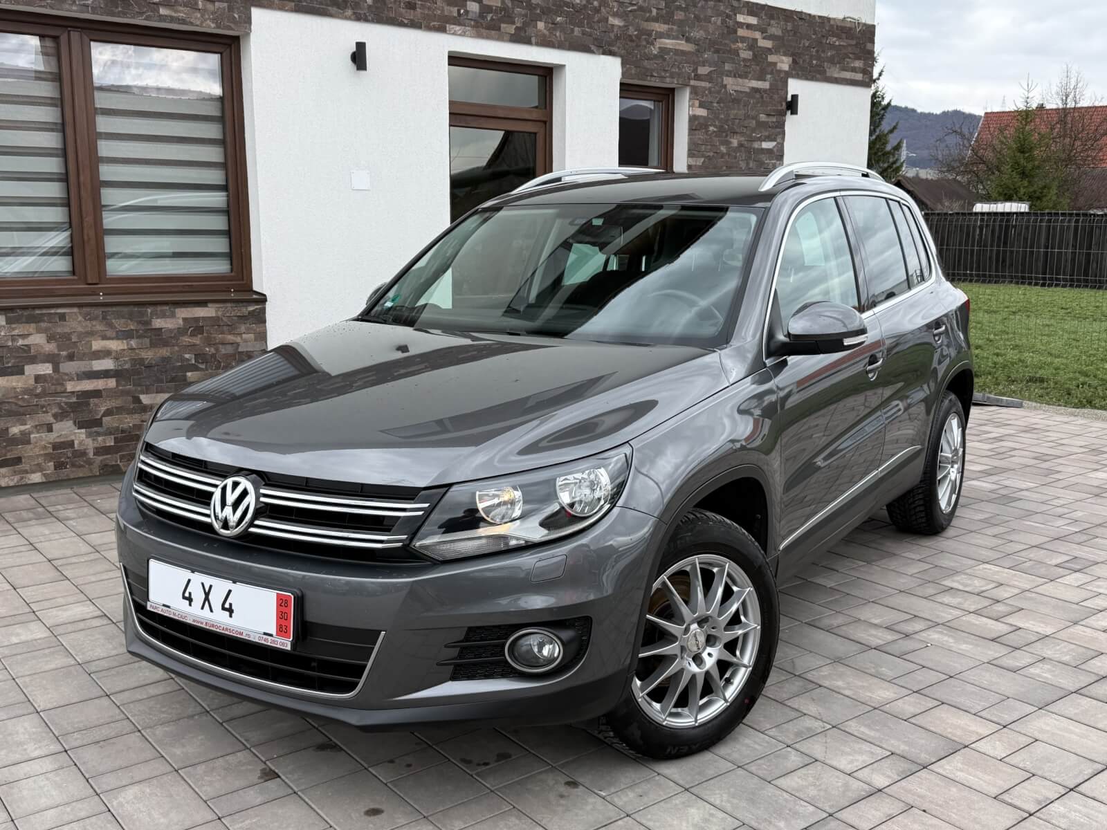 Volkswagen Tiguan Volkswagen Tiguan