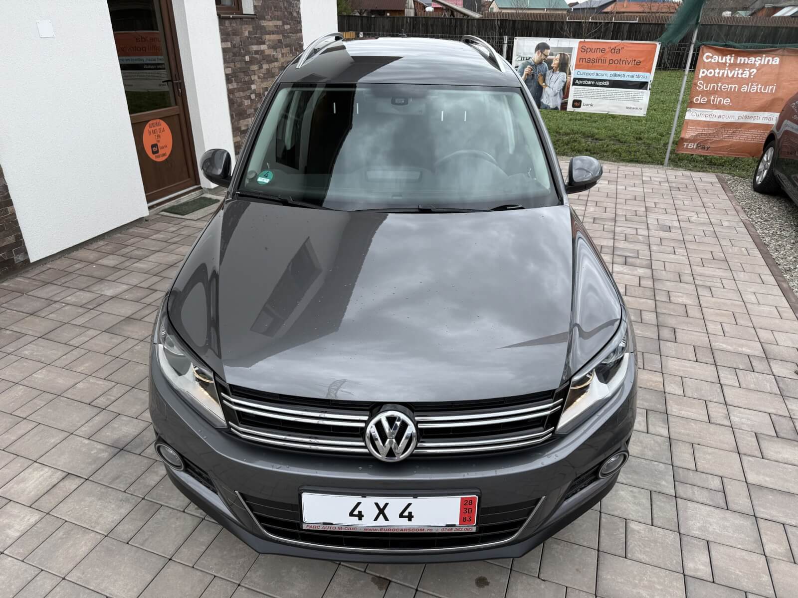 Volkswagen Tiguan Volkswagen Tiguan