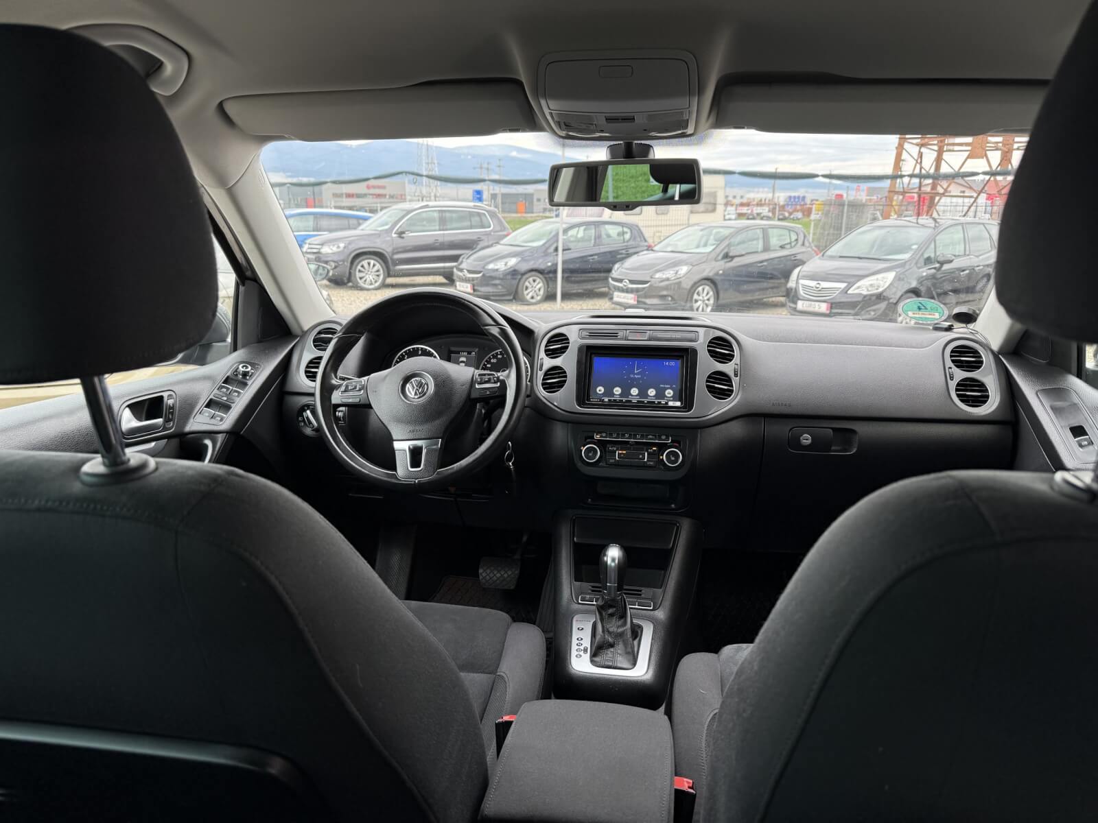 Volkswagen Tiguan Volkswagen Tiguan