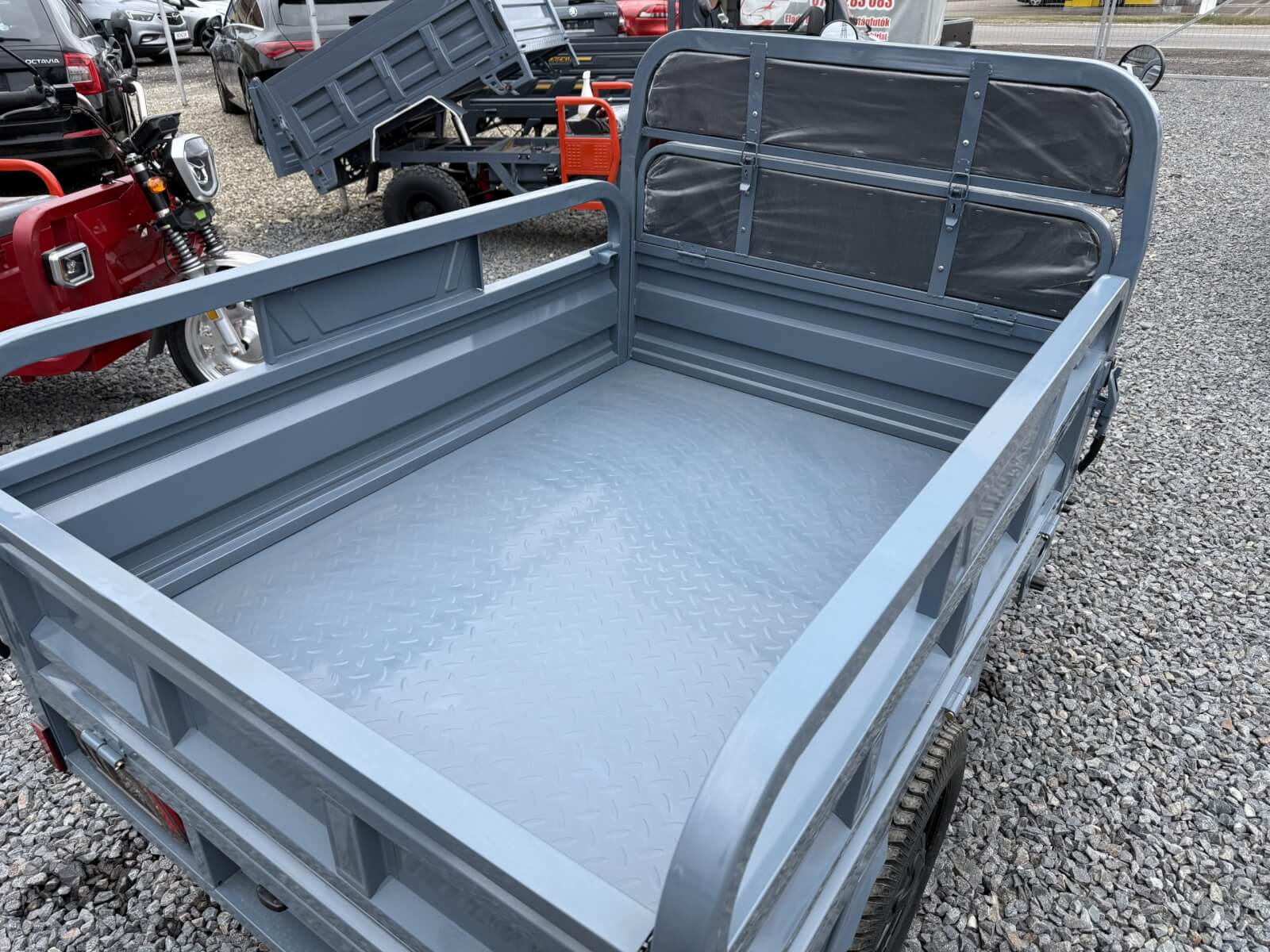 Triciclu electric FORTE CARGO 700