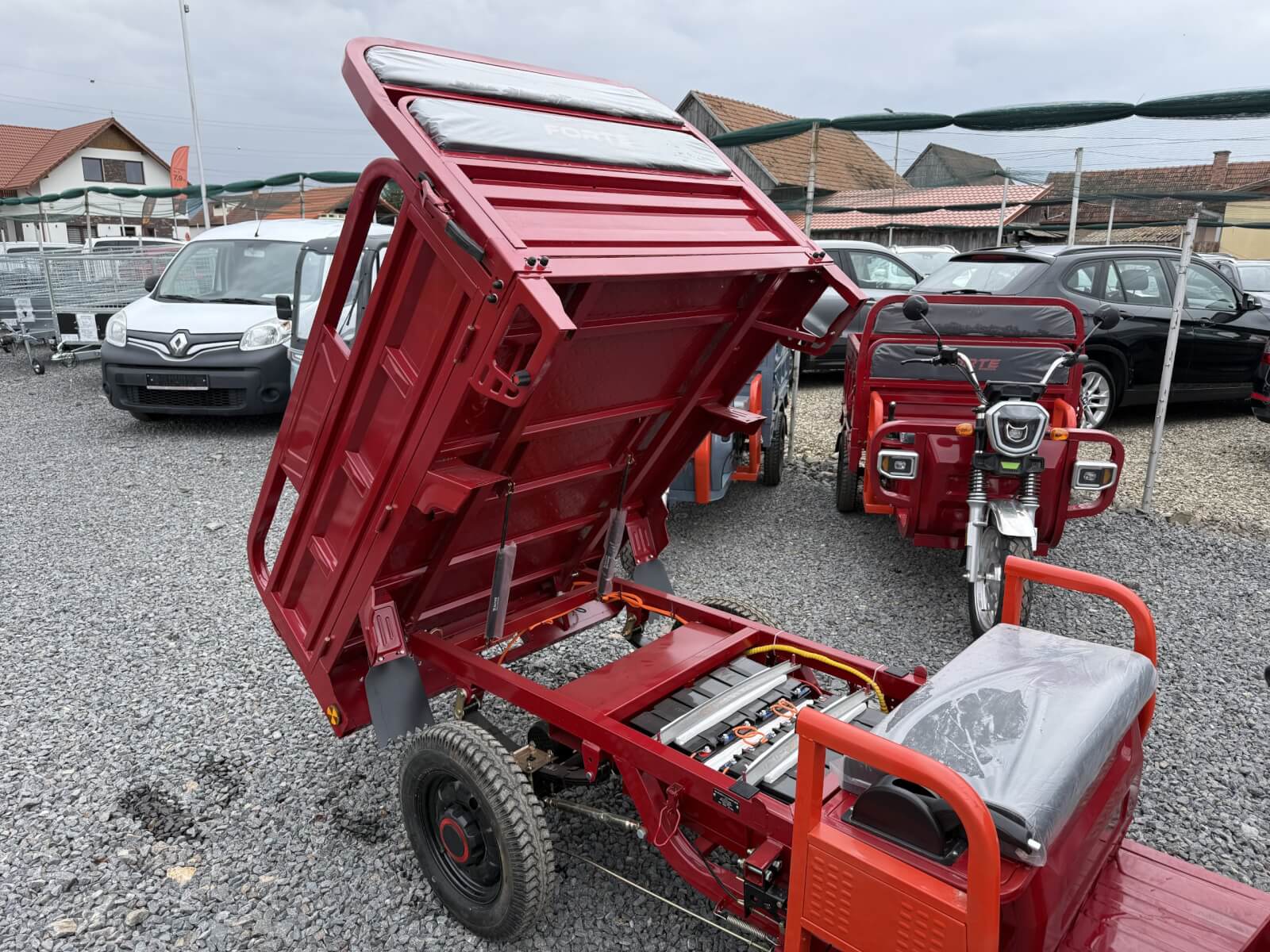 Triciclu electric FORTE CARGO 700